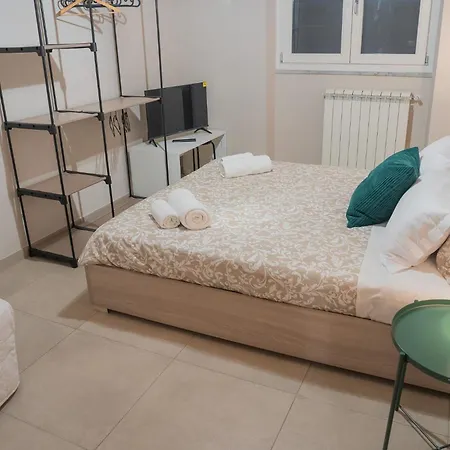 Apartment Sweet 3 Bedr - 3 Stops From Piramide Rome
