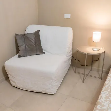 Sweet 3 Bedr - 3 Stops From Piramide Apartment Rome