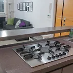 Sweet 3 Bedr - 3 Stops From Piramide Apartment *