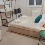 Apartment Sweet 3 Bedr - 3 Stops From Piramide Rome