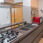 Apartment Sweet 3 Bedr - 3 Stops From Piramide *