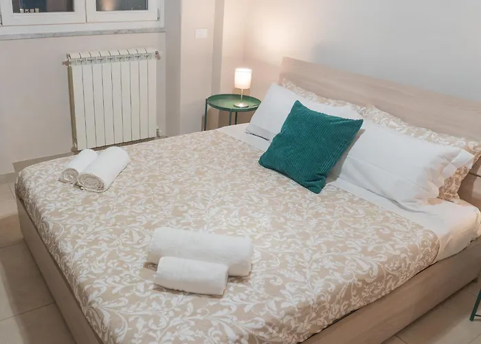 Apartman Sweet 3 Bedr - 3 Stops From Piramide